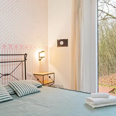Holiday home Pleasant Holiday In With Swimming Pool *