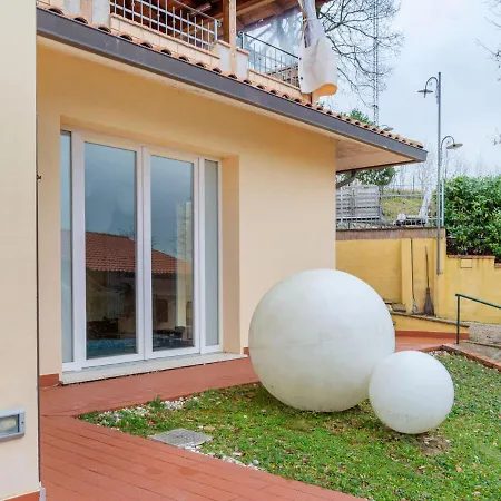 Nyaraló Pleasant Holiday In With Swimming Pool